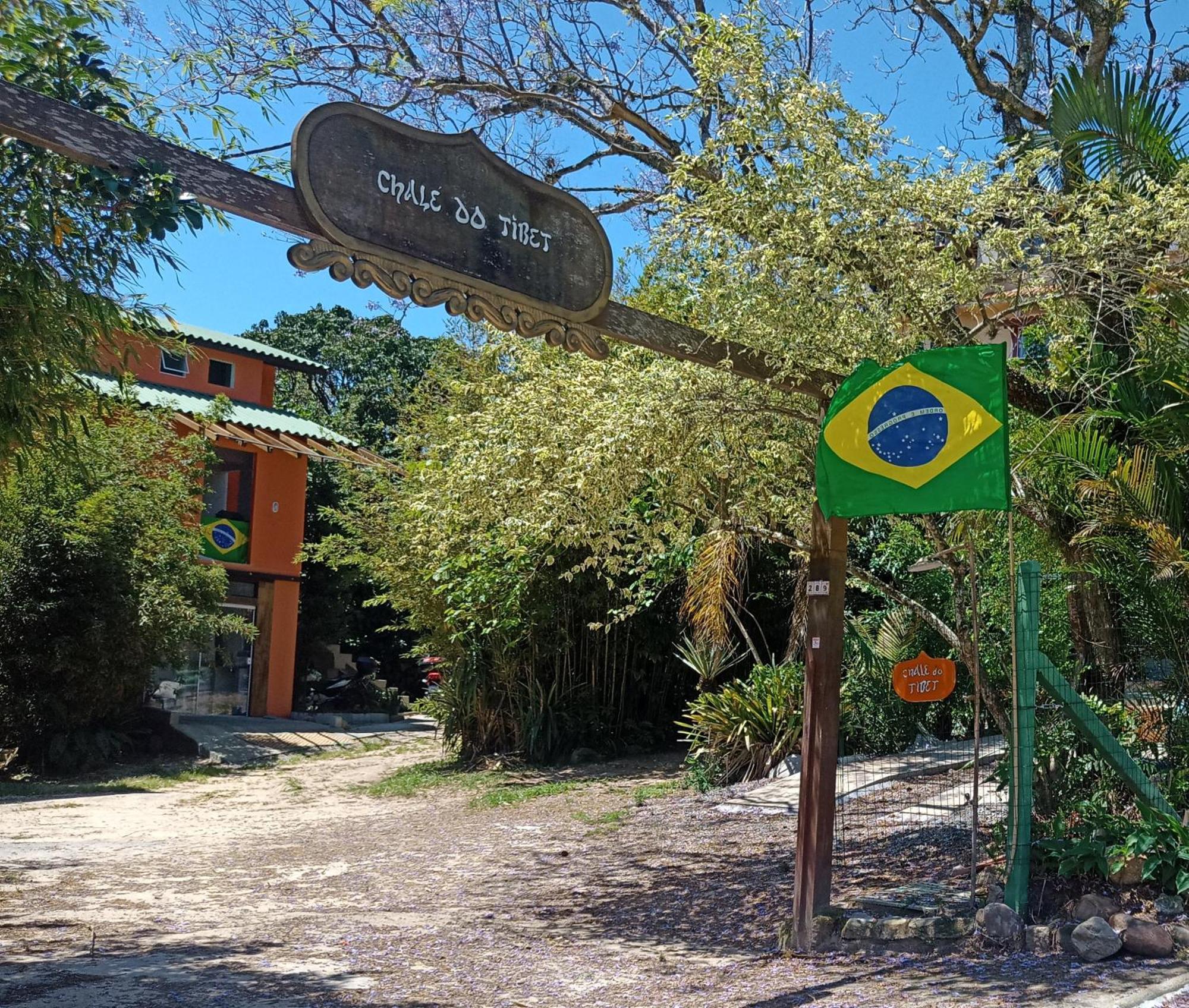 Chale Do Tibet Vale Da Utopia Praia De Cima Pinheira Ngoại thất bức ảnh